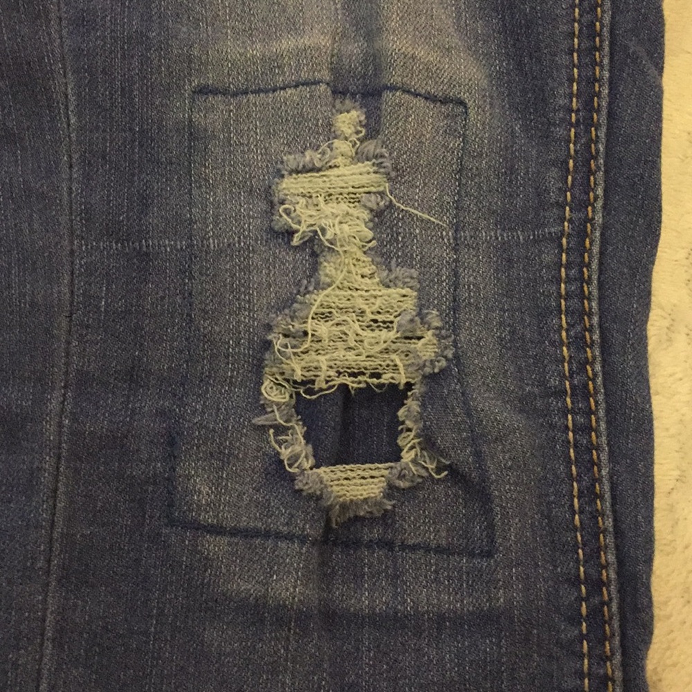 Blue jeans - Picture 2 of 6